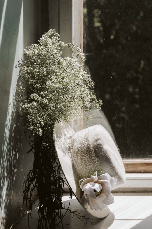 WHITE LACE